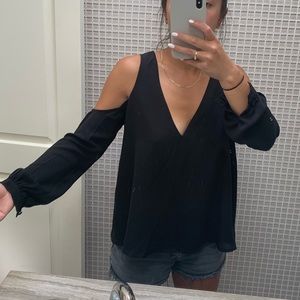Tobi black top open shoulder